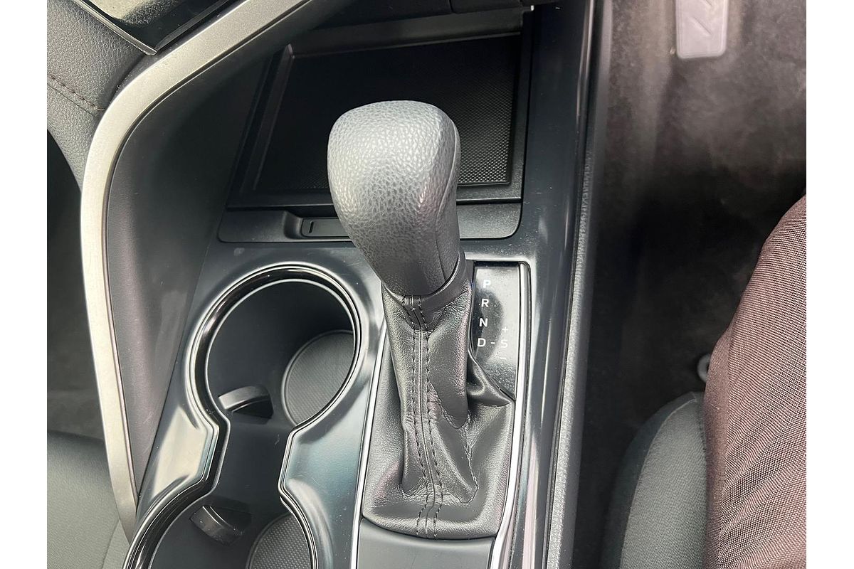 2019 Toyota Camry Ascent ASV70R