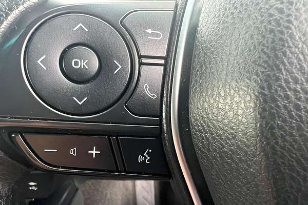 2019 Toyota Camry Ascent ASV70R