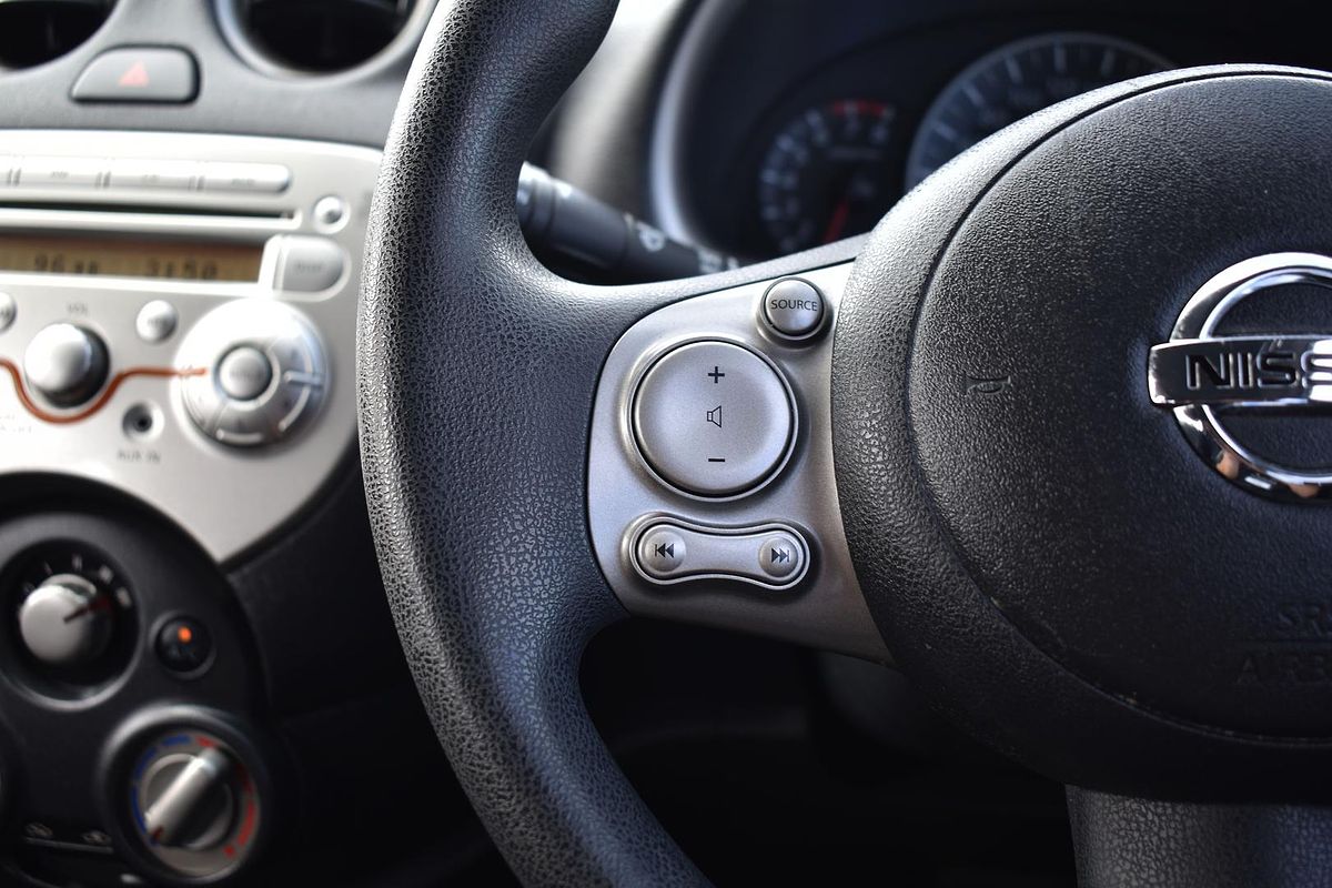 2010 Nissan Micra ST-L K13