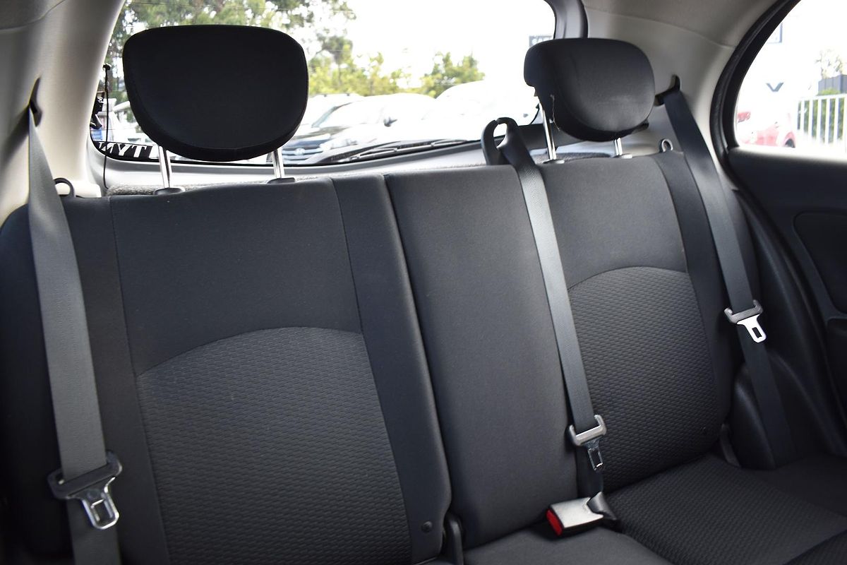 2010 Nissan Micra ST-L K13
