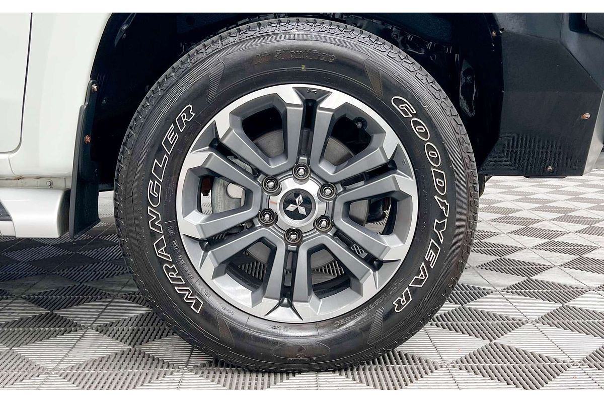 2020 Mitsubishi Triton GLS MR 4X4
