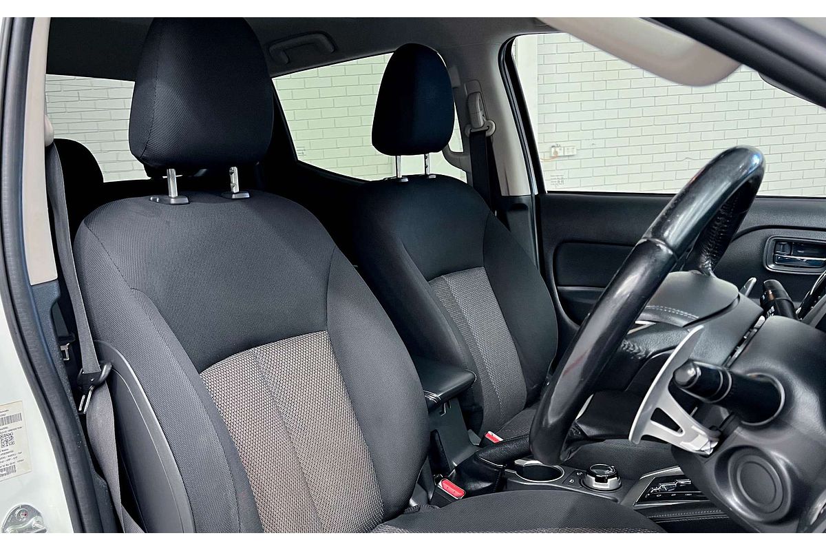 2020 Mitsubishi Triton GLS MR 4X4