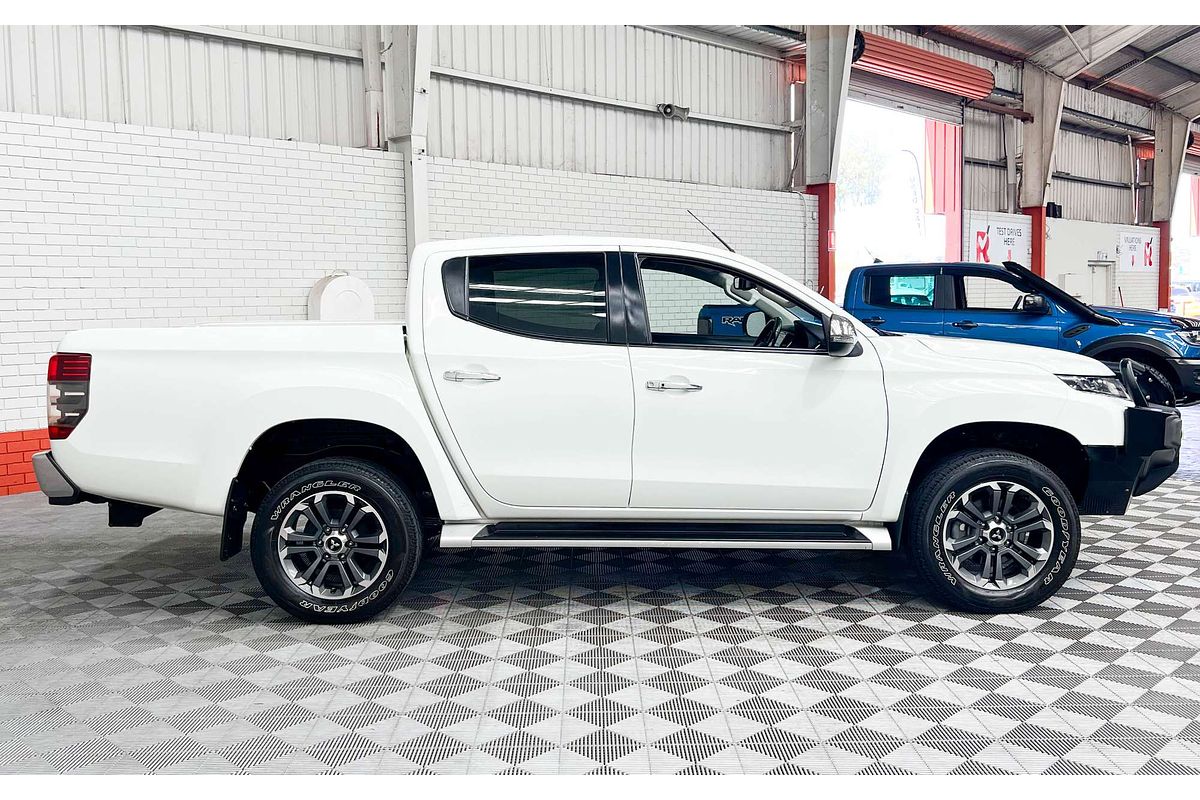 2020 Mitsubishi Triton GLS MR 4X4