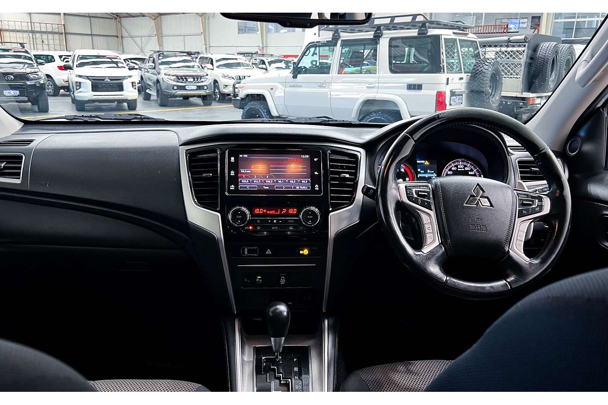 2020 Mitsubishi Triton GLS MR 4X4