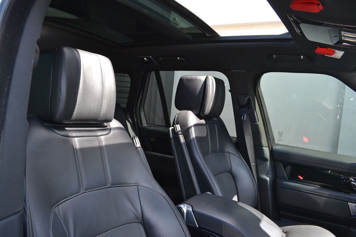 2019 Land Rover Range Rover SDV6 Vogue L405