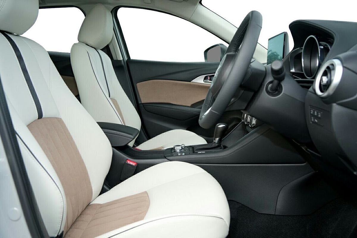 2025 Mazda CX-3 G20 Evolve