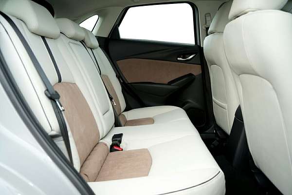 2025 Mazda CX-3 G20 Evolve