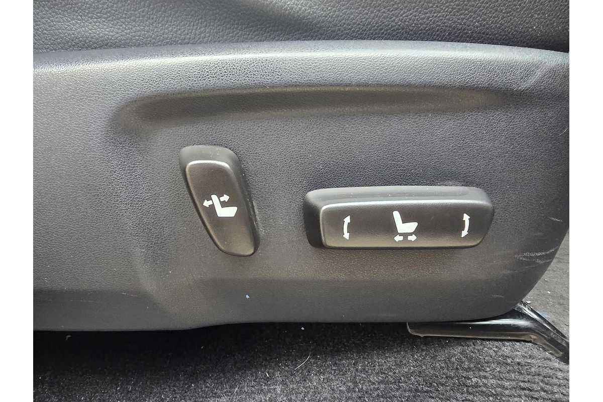 2019 Toyota Hilux Rogue GUN126R 4X4