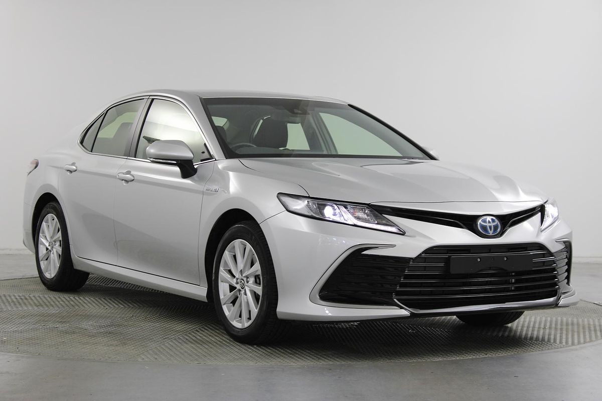 2021 Toyota Camry Ascent AXVH70R