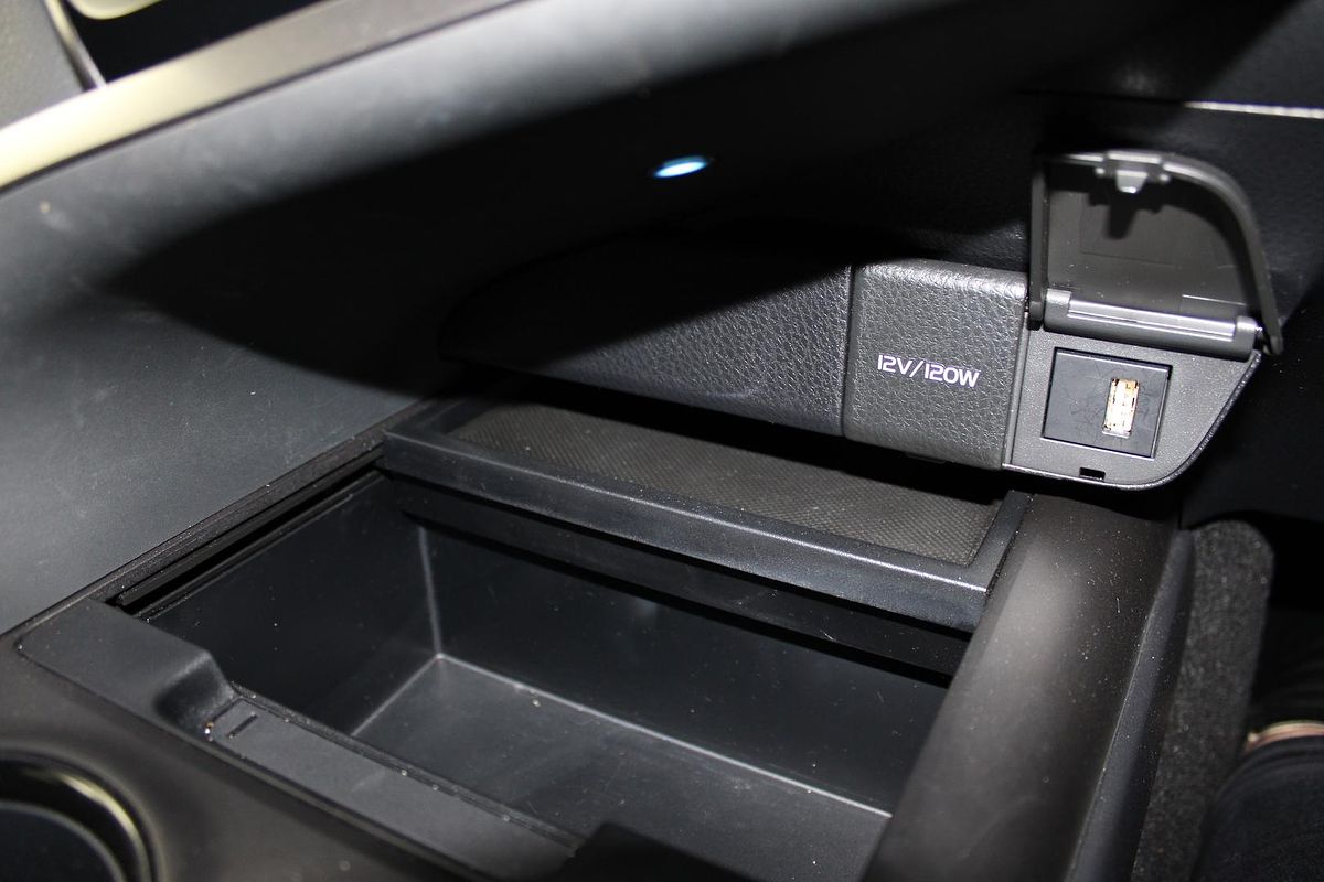 2021 Toyota Camry Ascent AXVH70R