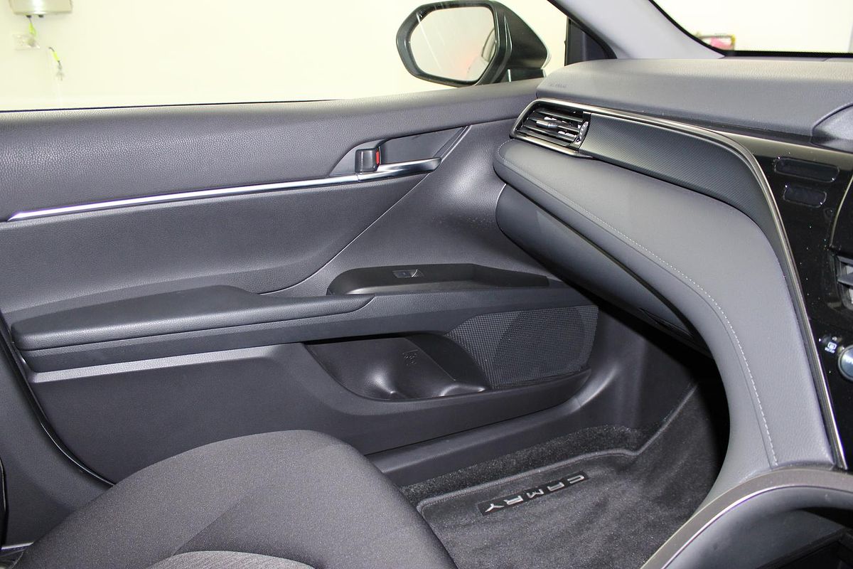 2021 Toyota Camry Ascent AXVH70R