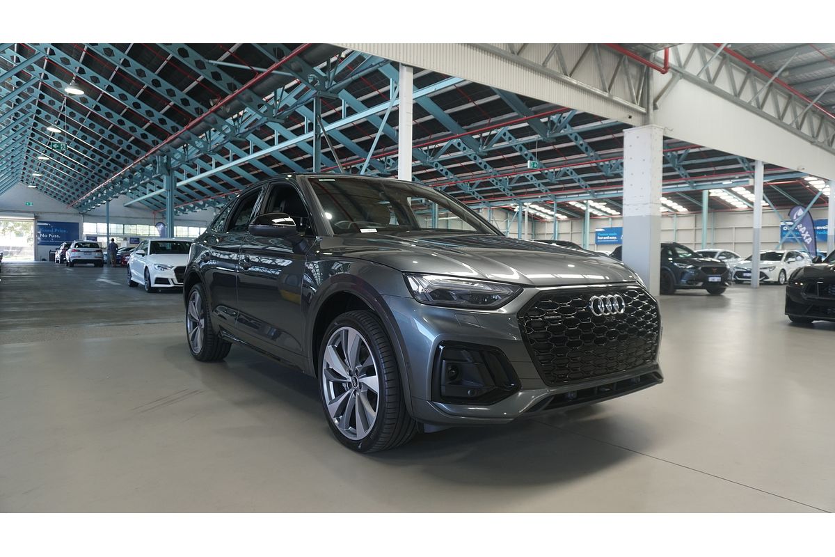 2022 Audi Q5 45 TFSI S line FY