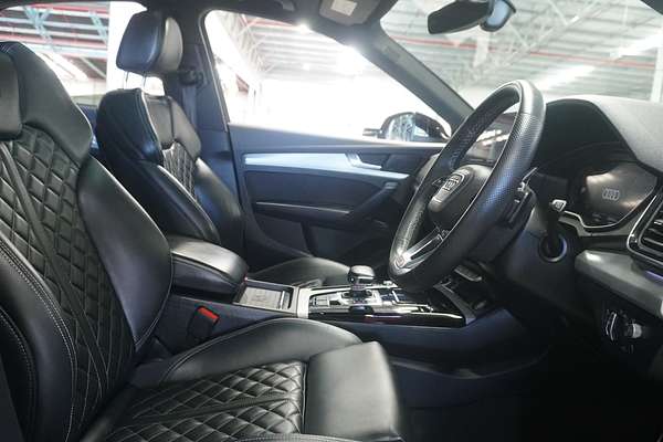 2022 Audi Q5 45 TFSI S line FY