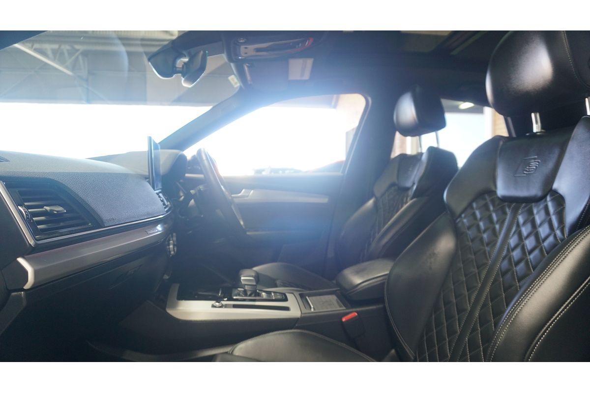 2022 Audi Q5 45 TFSI S line FY