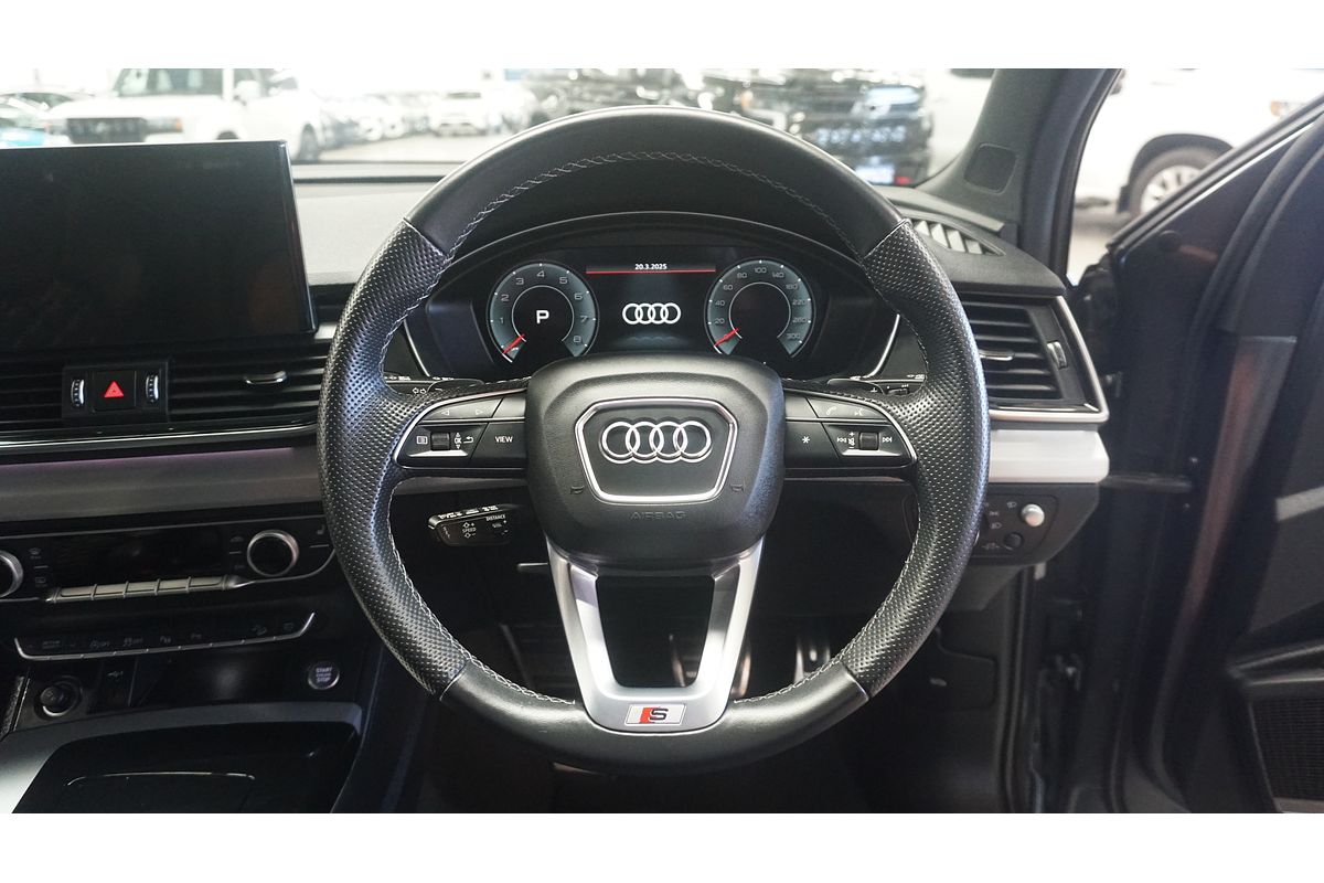 2022 Audi Q5 45 TFSI S line FY