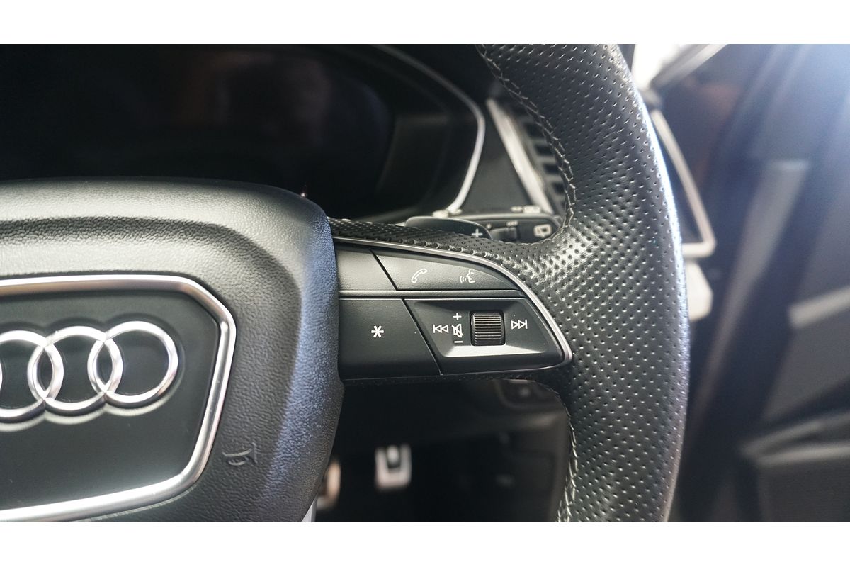 2022 Audi Q5 45 TFSI S line FY