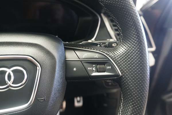 2022 Audi Q5 45 TFSI S line FY