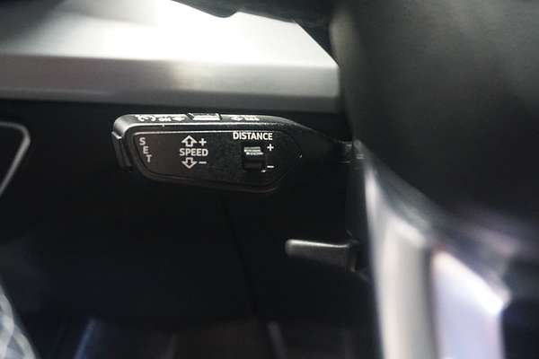 2022 Audi Q5 45 TFSI S line FY