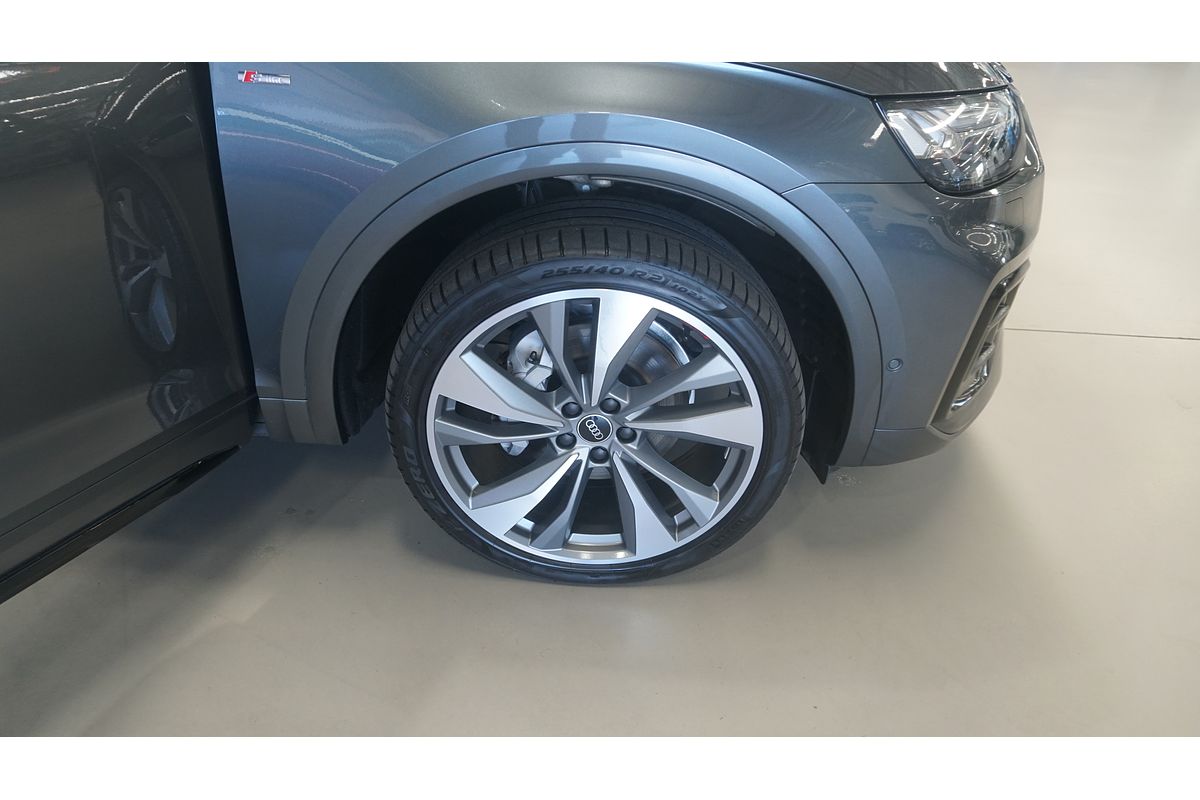 2022 Audi Q5 45 TFSI S line FY