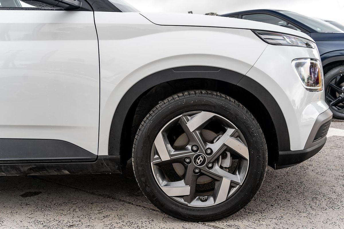2024 Hyundai Venue Active QX.V5