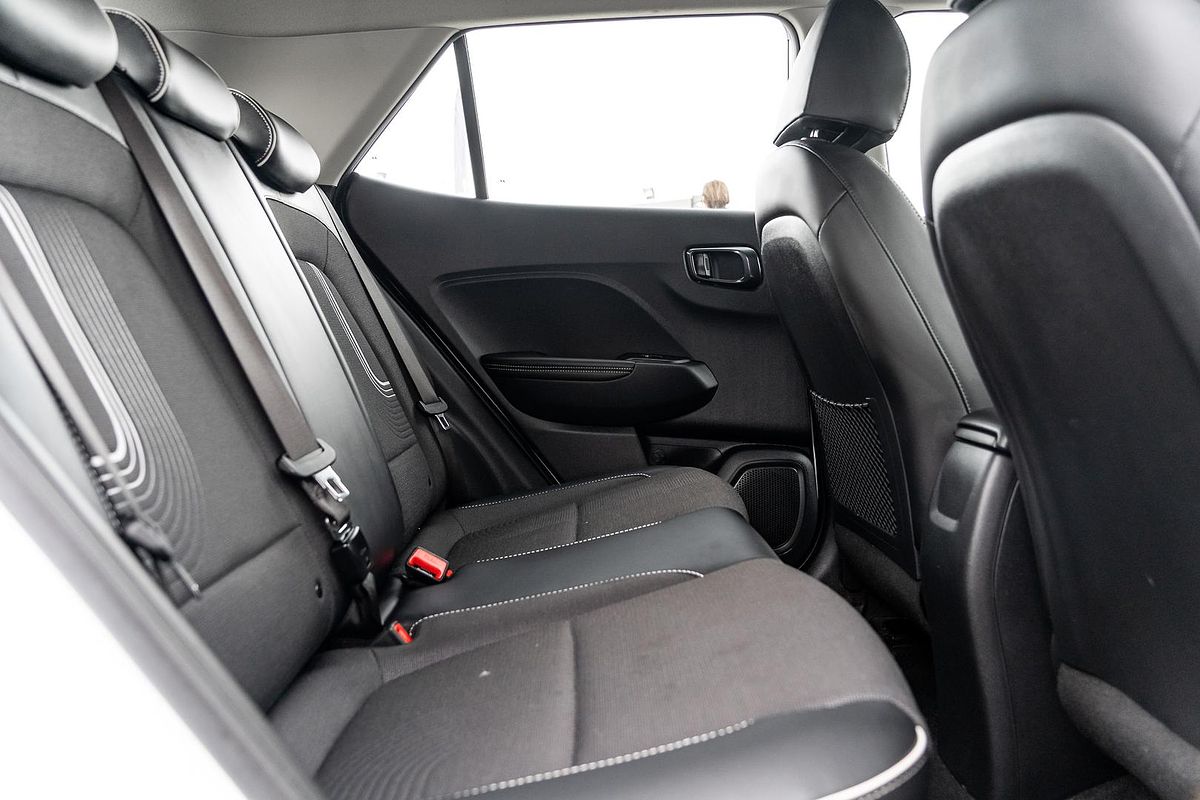 2024 Hyundai Venue Active QX.V5