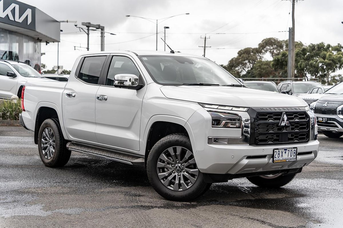 2024 Mitsubishi Triton GLS MV 4X4