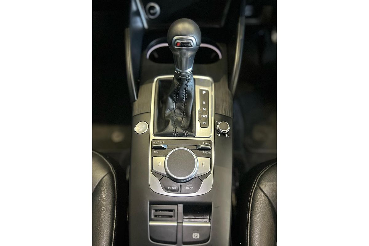 2020 Audi A3 35 TFSI S line plus 8V