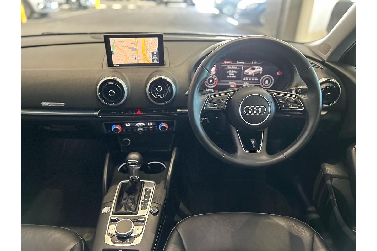2020 Audi A3 35 TFSI S line plus 8V