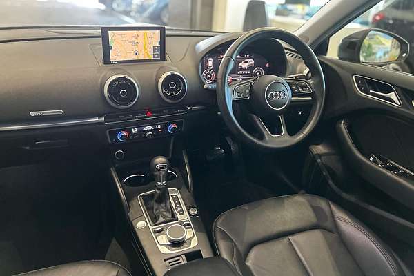2020 Audi A3 35 TFSI S line plus 8V