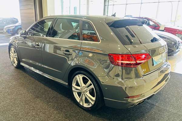 2020 Audi A3 35 TFSI S line plus 8V