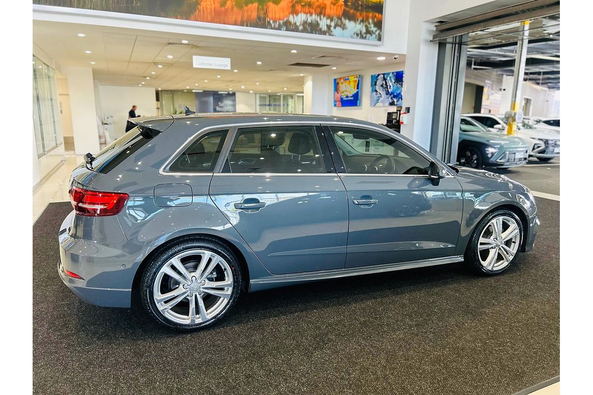 2020 Audi A3 35 TFSI S line plus 8V