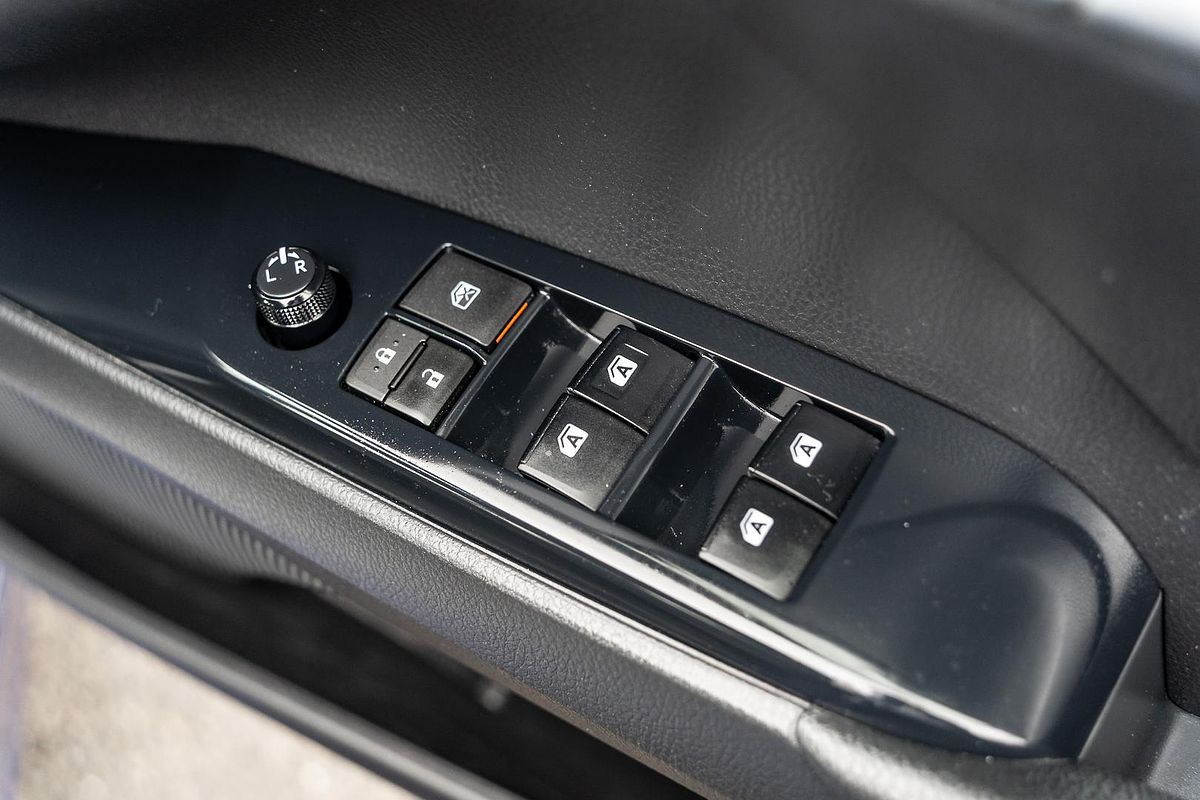 2018 Toyota Camry Ascent Sport AXVH71R