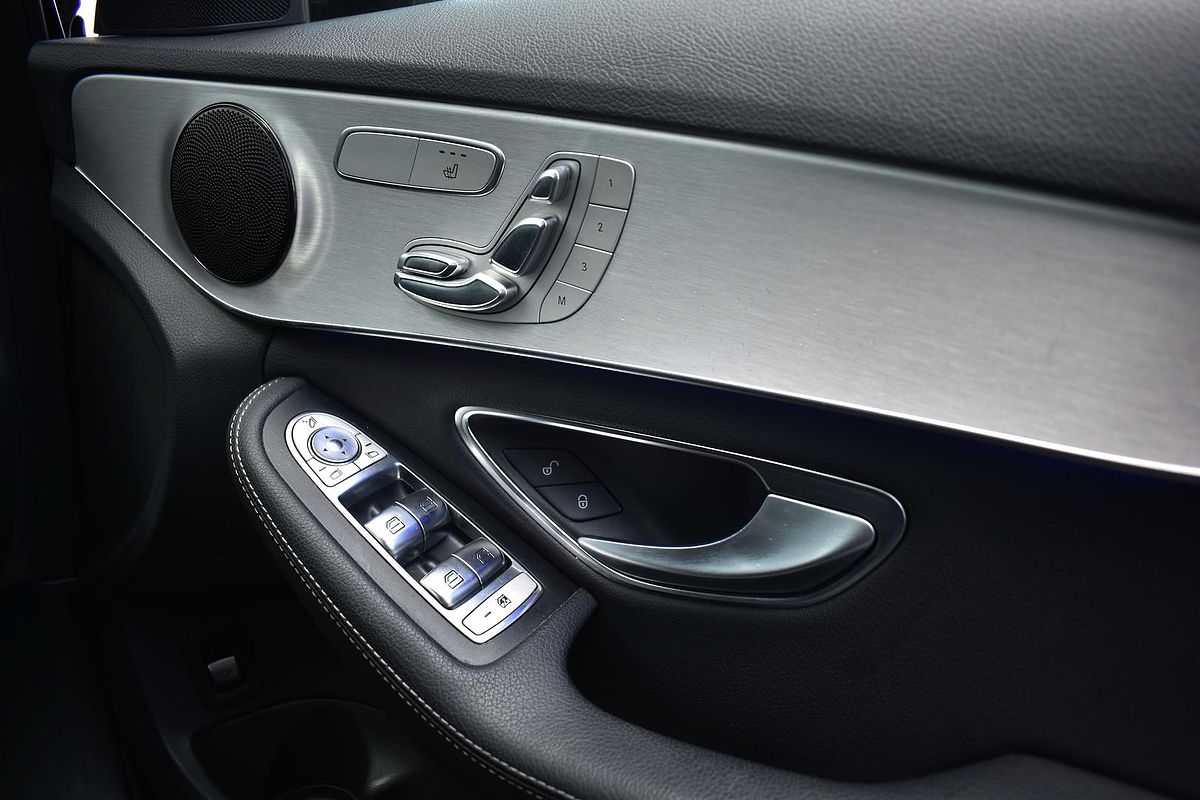 2019 Mercedes-Benz C-Class C200 W205