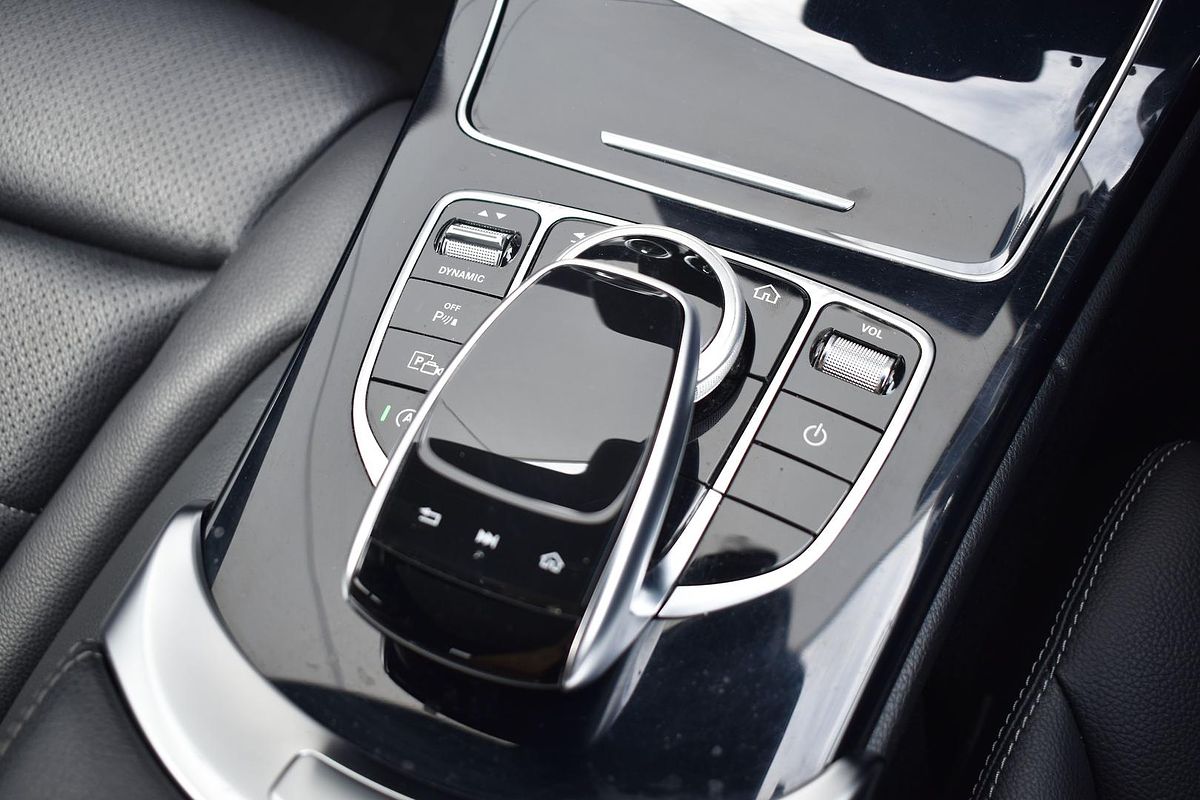 2019 Mercedes-Benz C-Class C200 W205