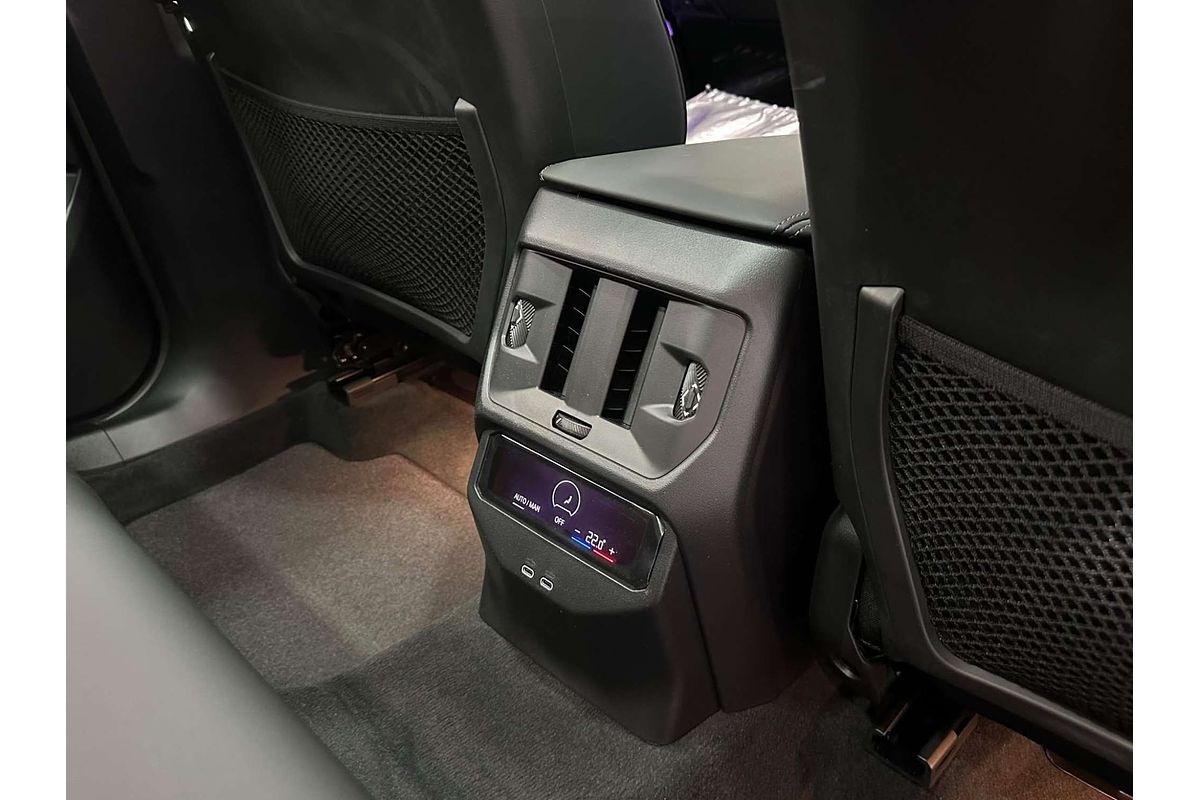 2025 BMW X3 20 xDrive G45