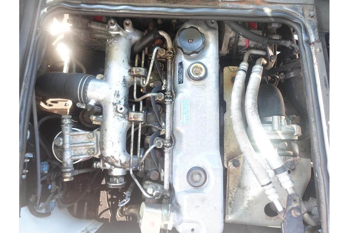 2002 Mitsubishi ROSA BUS BE649 Base