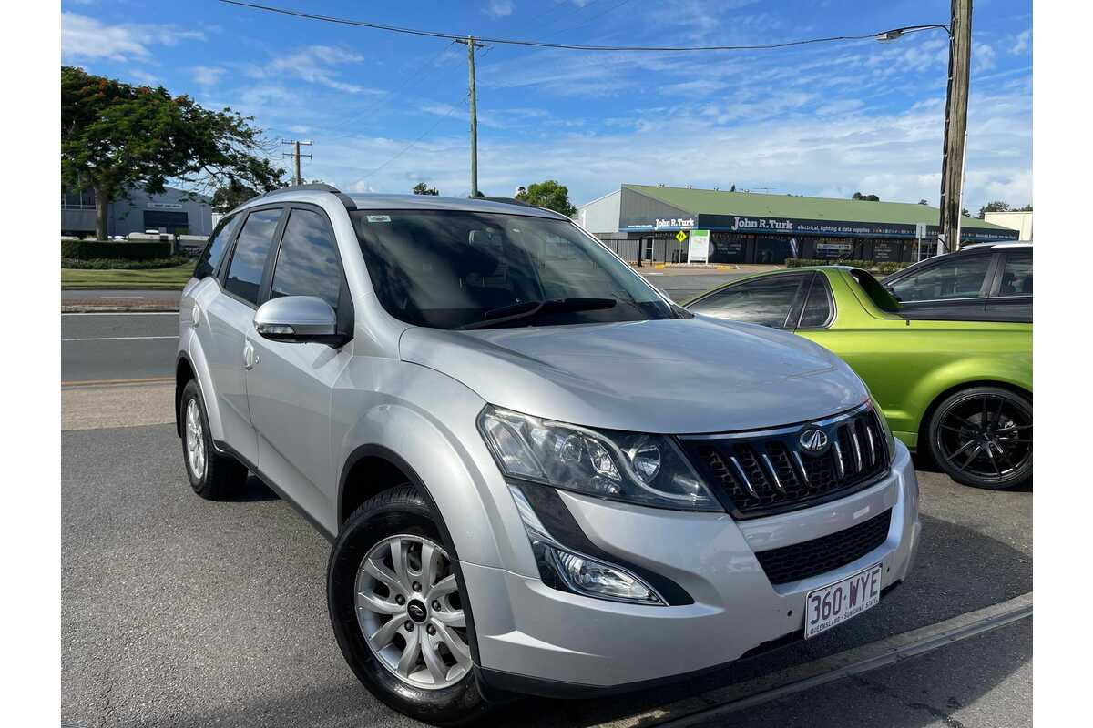 2016 Mahindra XUV500 W8