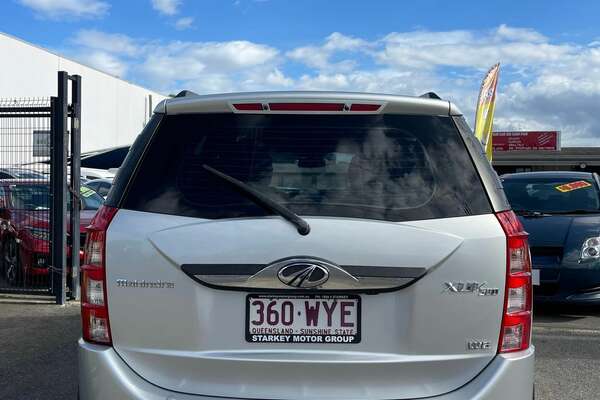 2016 Mahindra XUV500 W8