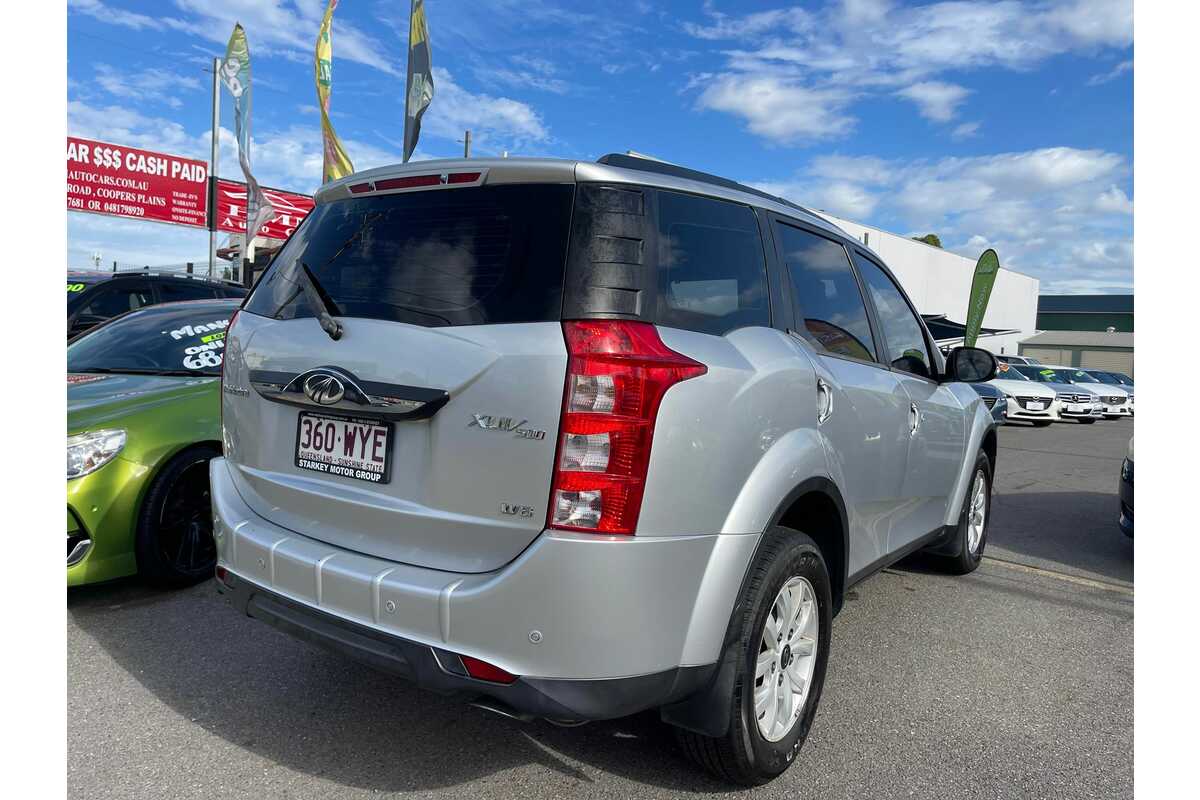 2016 Mahindra XUV500 W8