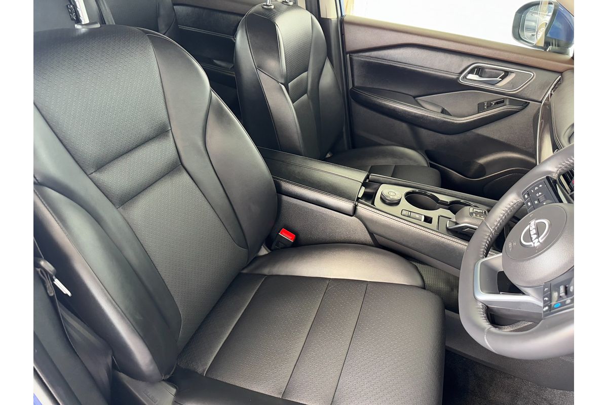 2023 Nissan X-TRAIL ST-L T33