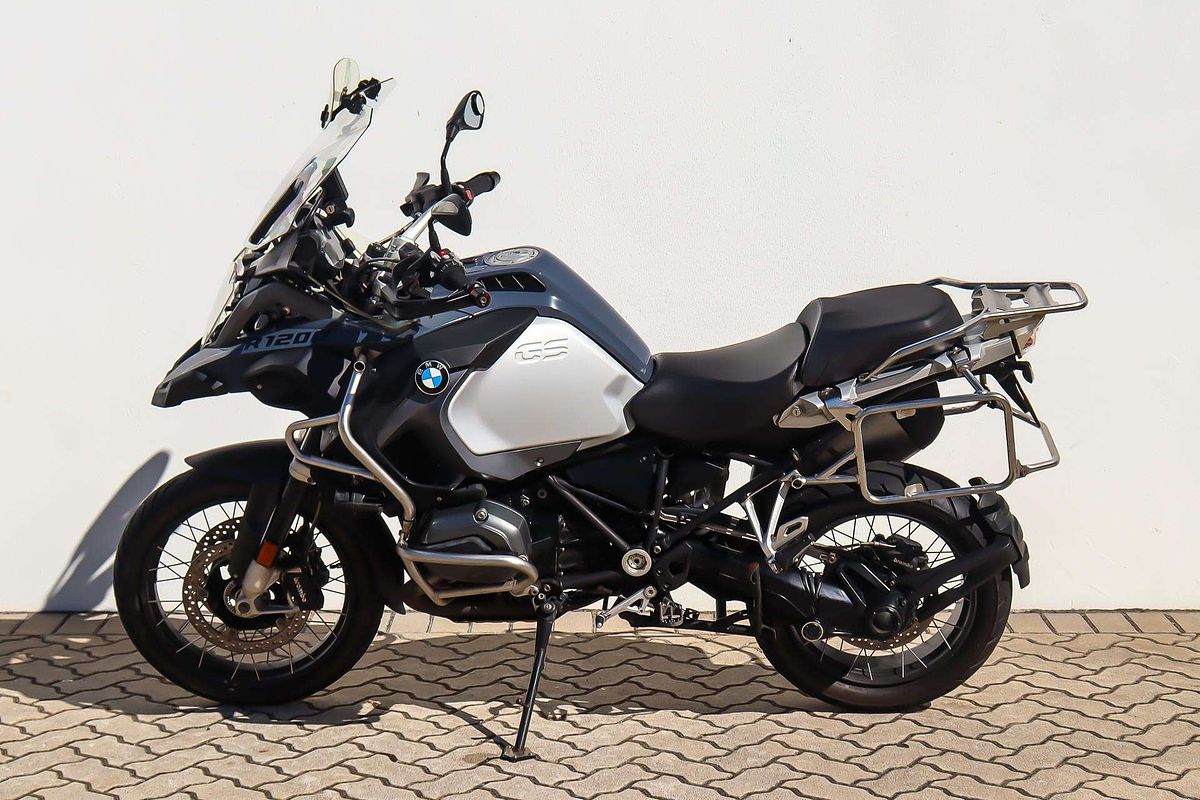 2015 BMW R SERIES