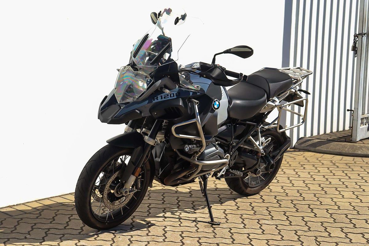 2015 BMW R SERIES