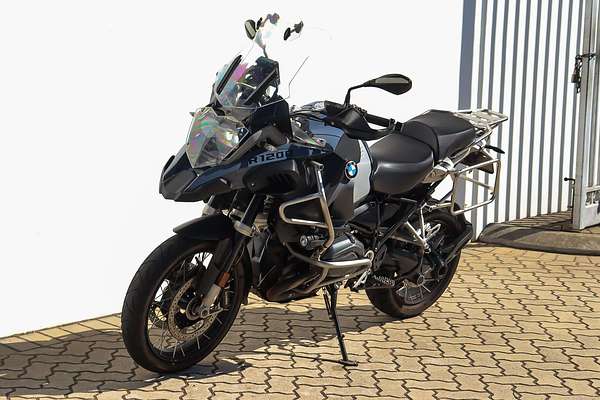 2015 BMW R SERIES
