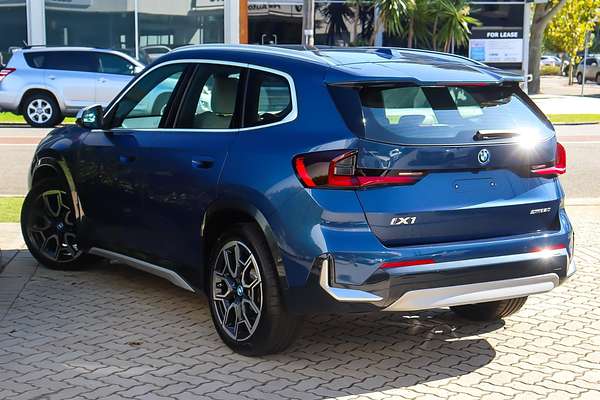 2024 BMW iX1 eDrive20 xLine U11