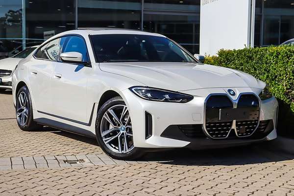 2024 BMW i4 eDrive35 G26