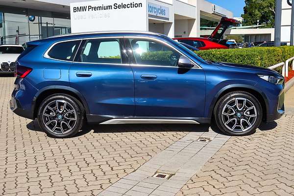 2024 BMW iX1 eDrive20 xLine U11