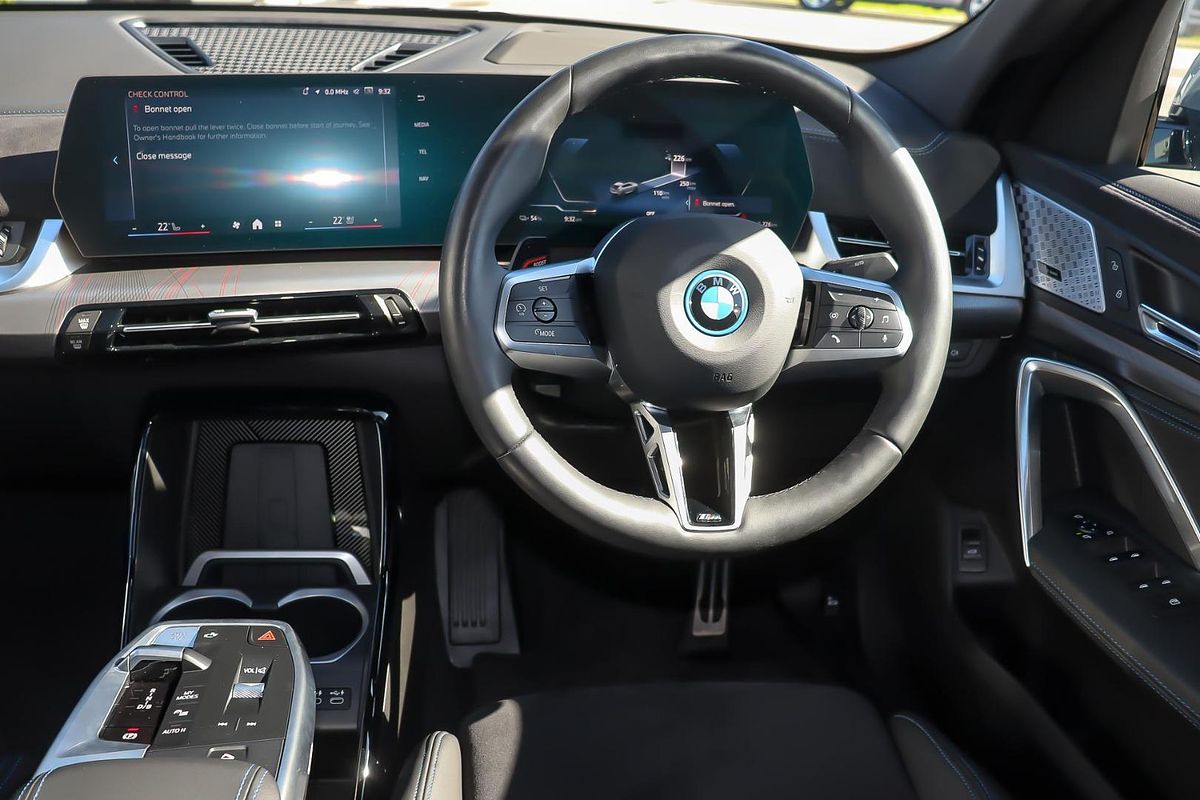 2024 BMW iX2 eDrive20 M Sport U10