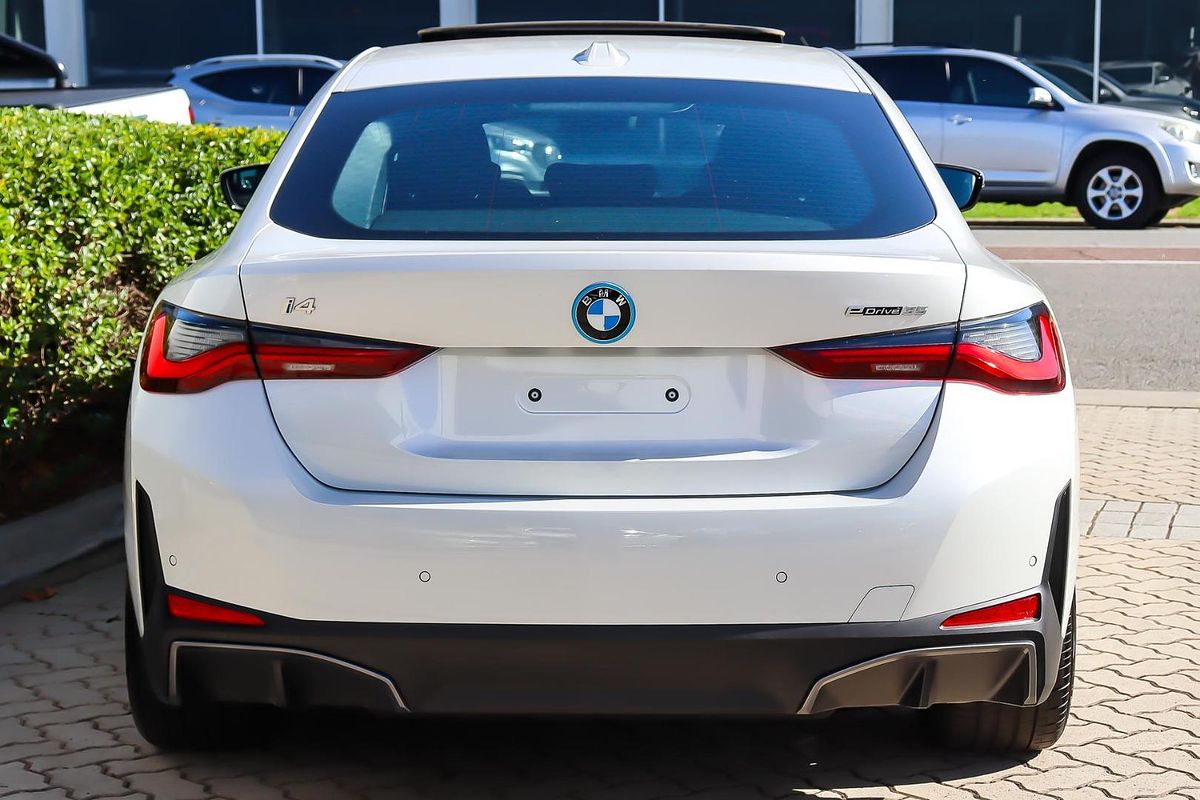 2024 BMW i4 eDrive35 G26