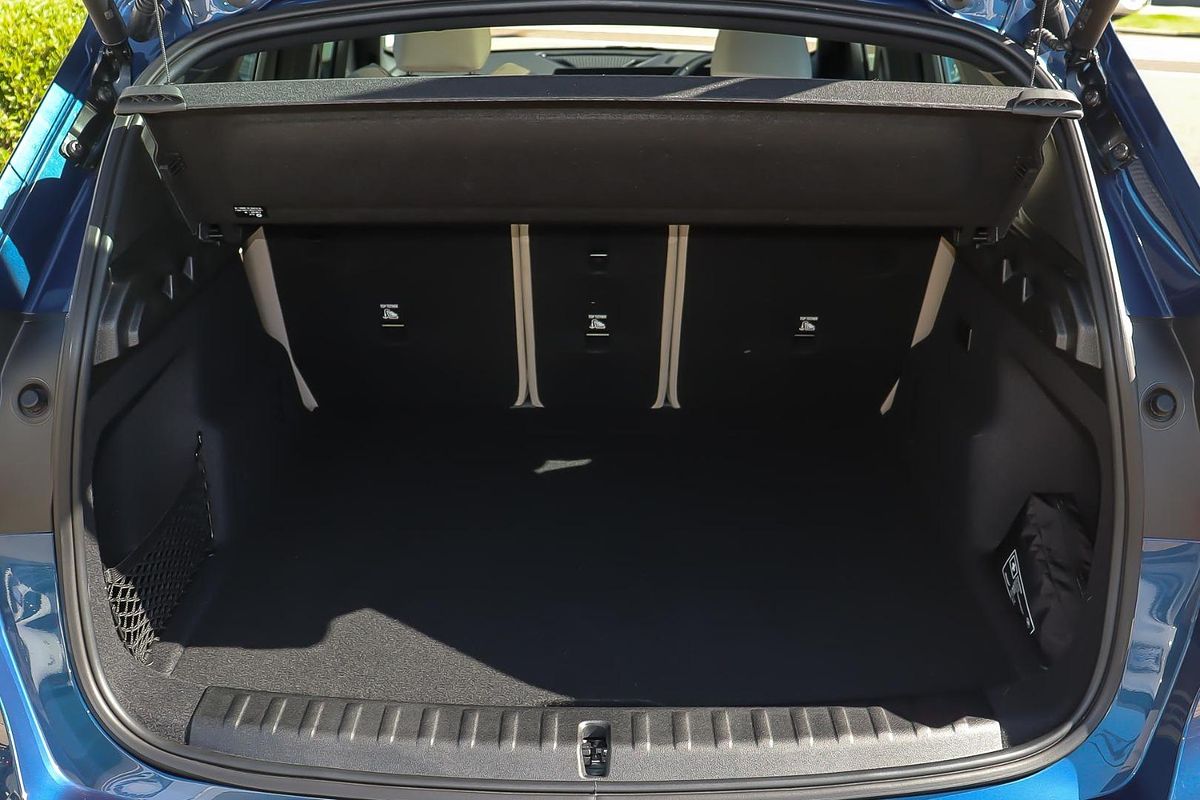 2024 BMW iX1 eDrive20 xLine U11