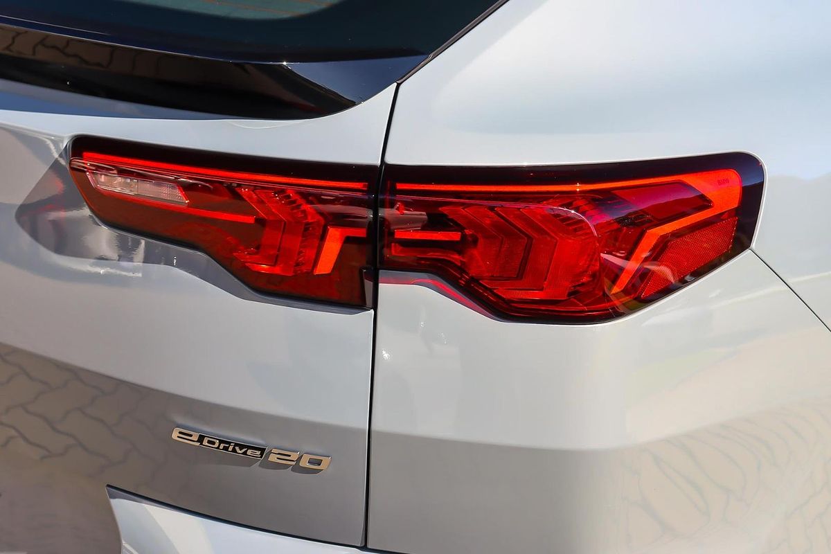 2024 BMW iX2 eDrive20 M Sport U10